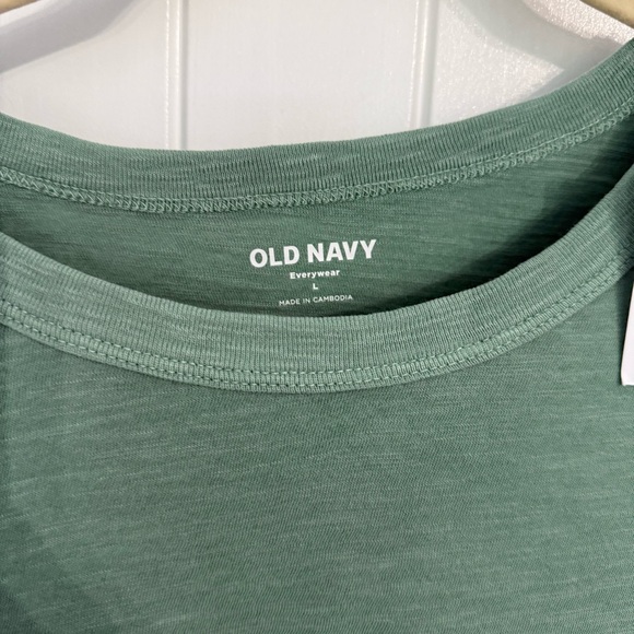 NWT Old Navy Everywear T-Shirt in White and Seafoam Green Size L - Picture 4 of 8
